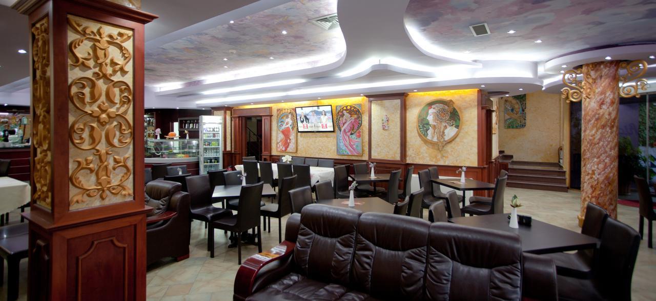 Orchidea Hotel Тирана Экстерьер фото