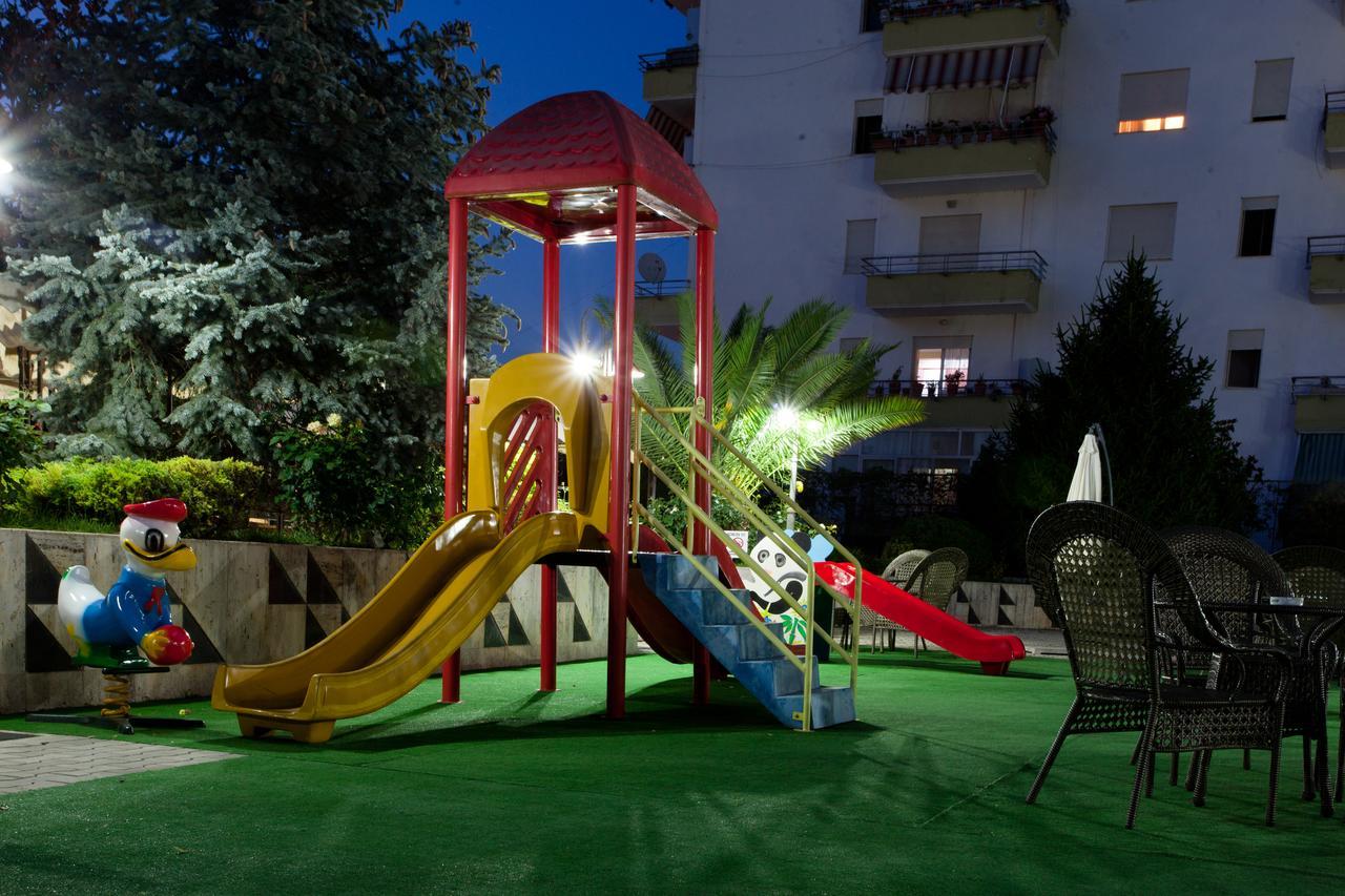 Orchidea Hotel Тирана Экстерьер фото