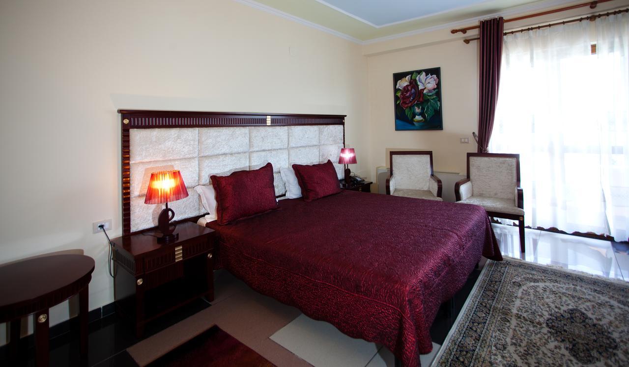 Orchidea Hotel Тирана Экстерьер фото