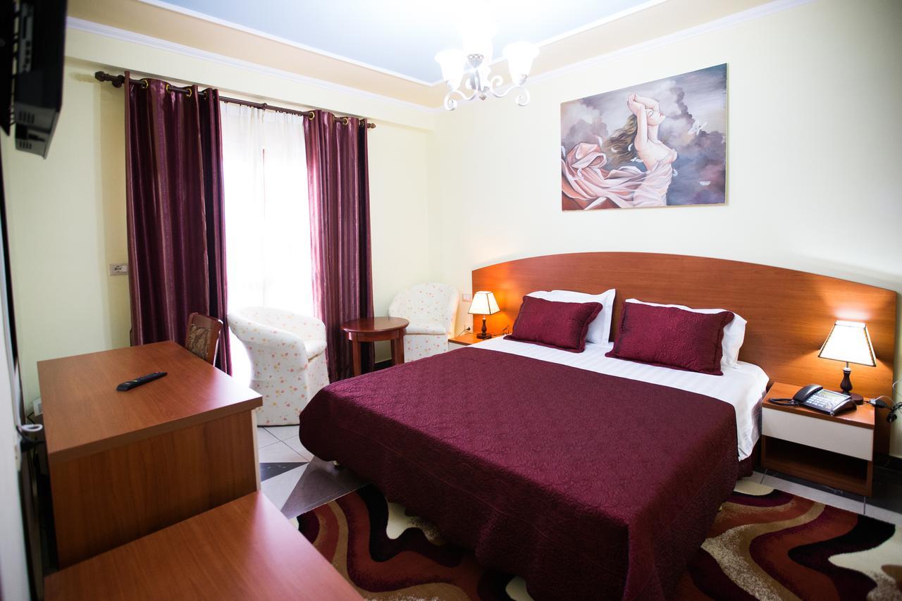 Orchidea Hotel Тирана Экстерьер фото
